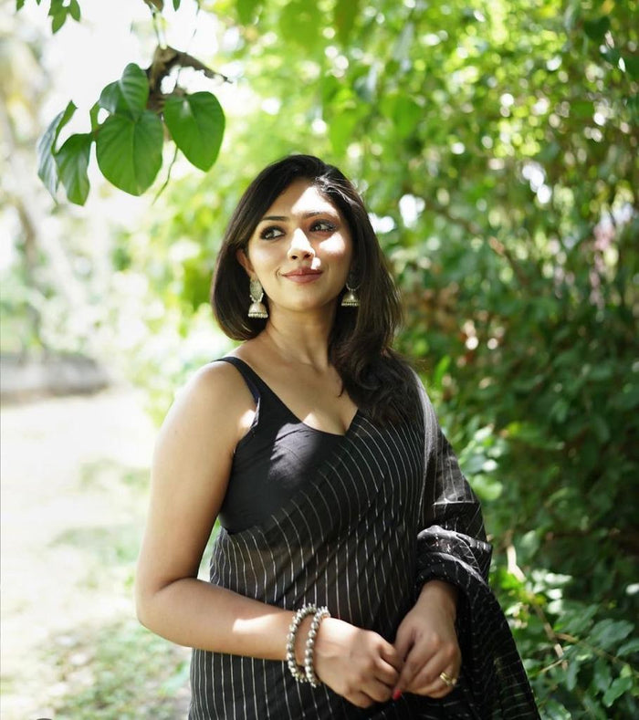 Classic Black Jacquard Saree for Timeless Festive & Party Wear