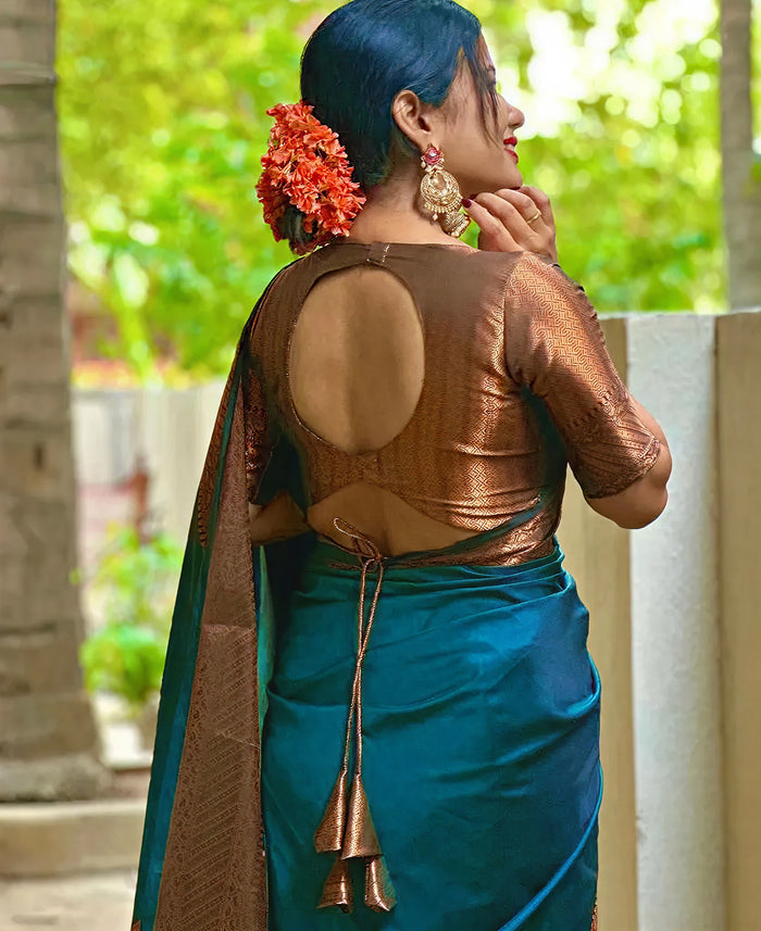 Dark Blue Jacquard Saree – Soft Elegant Weave for Festive & Celebration Wear
