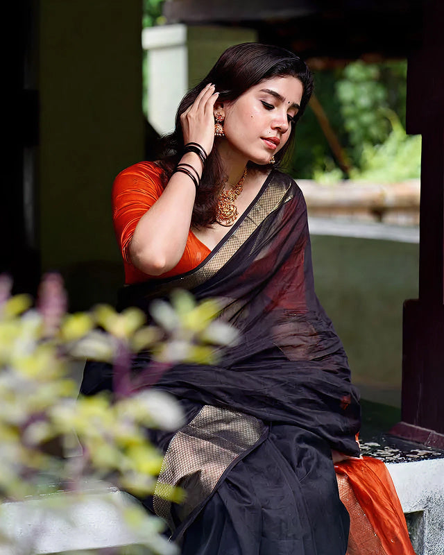 Black Jacquard Saree – Elegant & Premium Ethnic Wear
