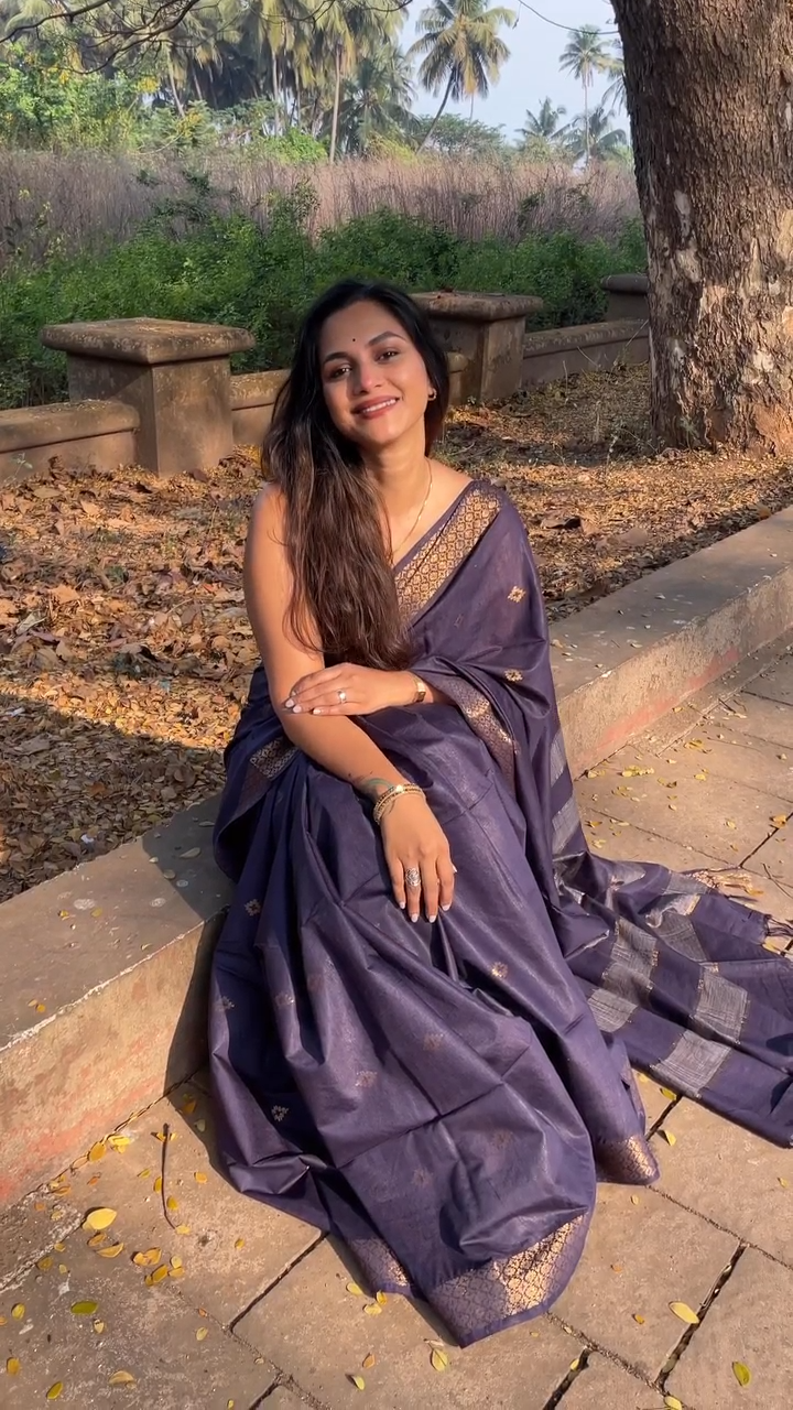 Elegant Purple Jacquard Saree