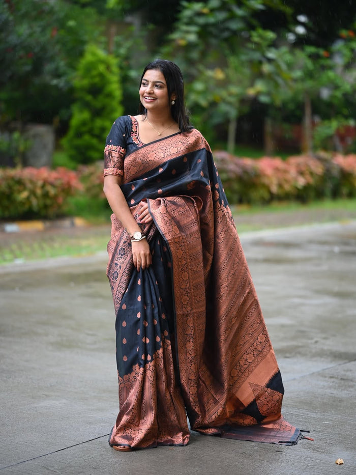 Classic Black Jacquard Saree – Timeless Elegance with a Luxurious Weave