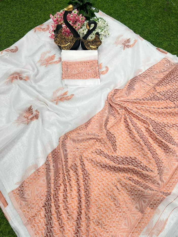 Elegant White Jacquard Saree – Timeless Beauty for Every Occasion