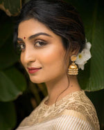 Elegant Off-White Jacquard Saree