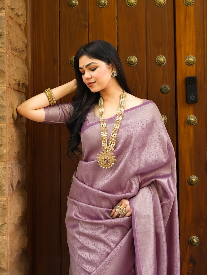 Lavender Jacquard Saree – Soft Pastel Elegance with Luxurious Woven Texture