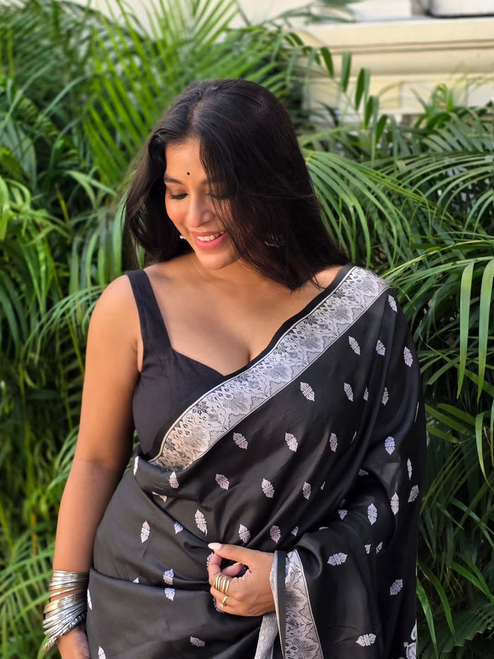 Classic Black Jacquard Saree – Timeless Woven Luxury with Modern Elegance