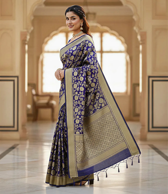 Elegant Navy Blue Jacquard Saree – Timeless Weave & Royal Finish