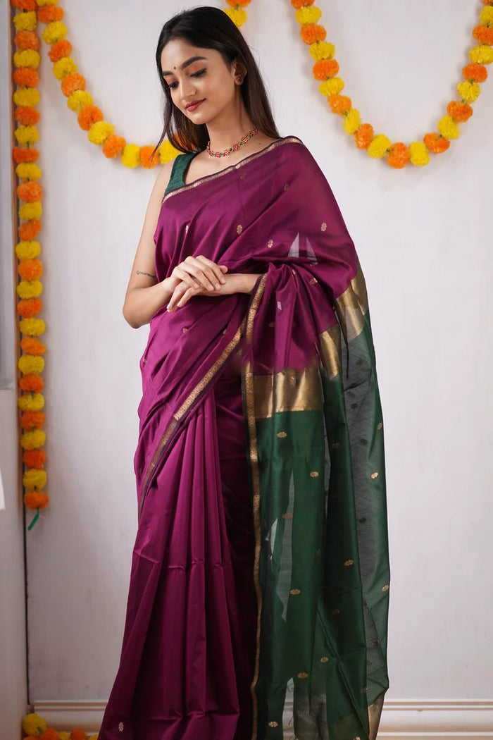 Wine Green Jacquard Saree for Luxurious Festive & Wedding Elegance