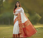 Arresting White Color Kanjivaram