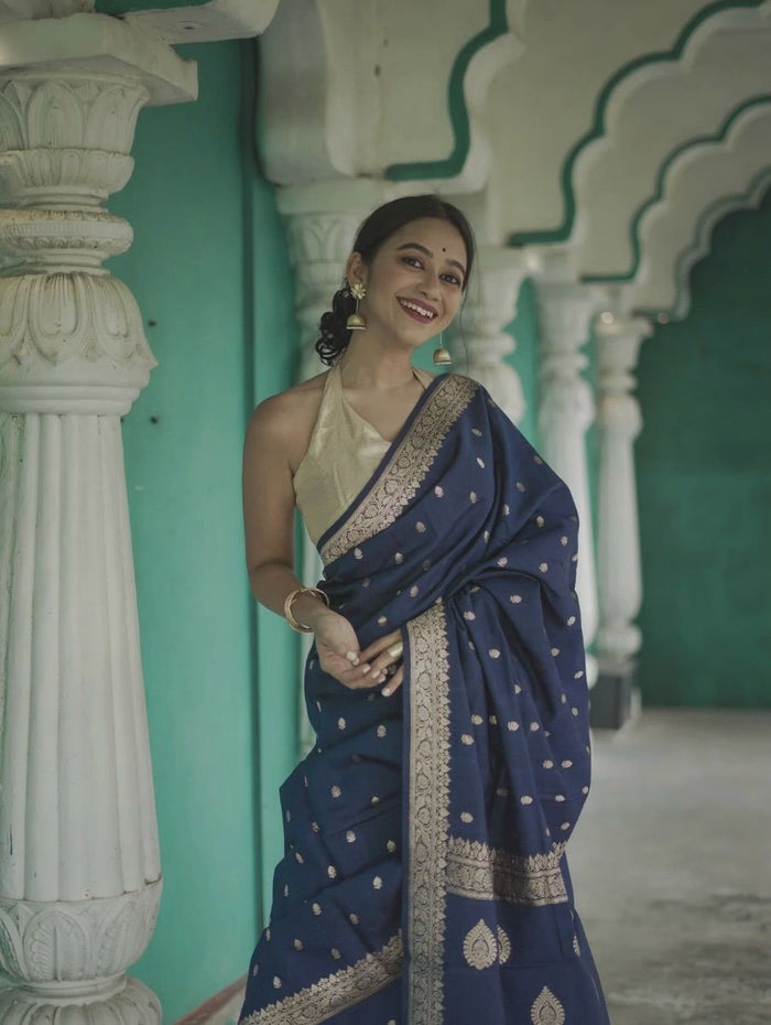 Royal Blue Jacquard Saree – Timeless Elegance with Premium Woven Detailing