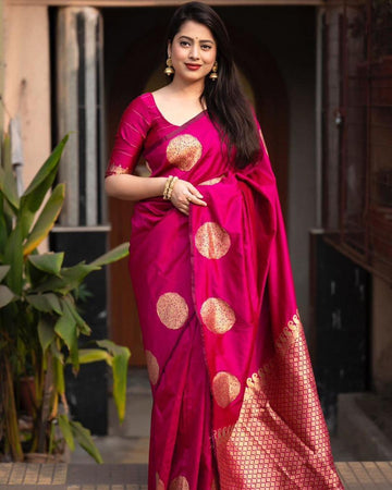 Premium Pink Jacquard Saree for Women – Soft Weave Festive & Celebration Wear