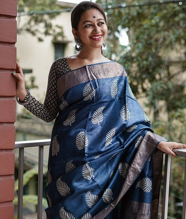 Elegant Blue Jacquard Saree – Premium Traditional & Festive Wear