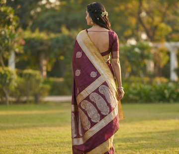 Maroon Jacquard Saree – Rich Woven Elegance for Timeless Style