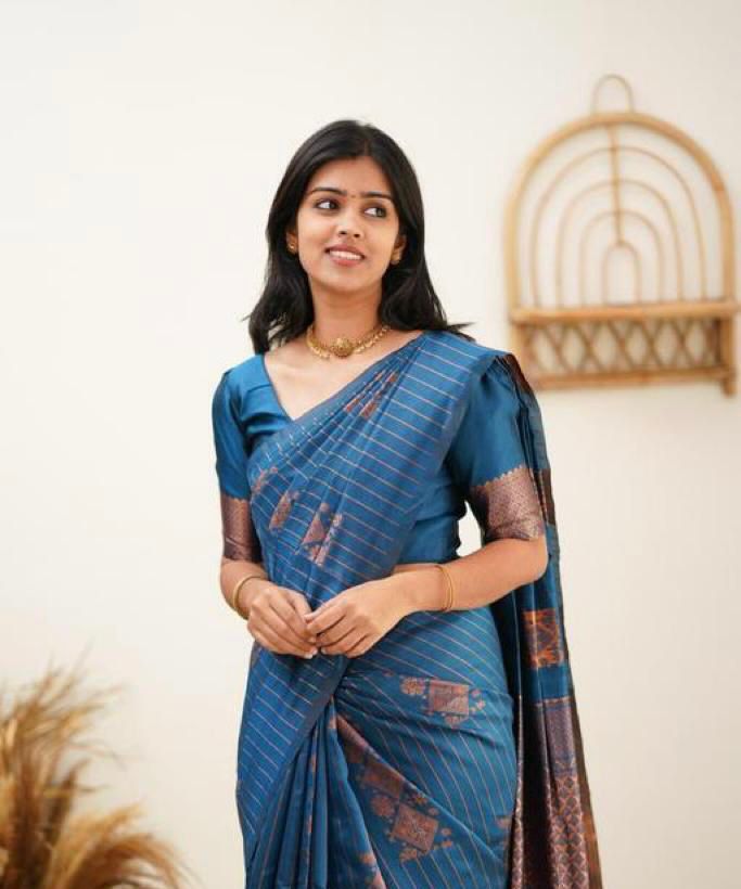 Elegant Rama Jacquard Saree