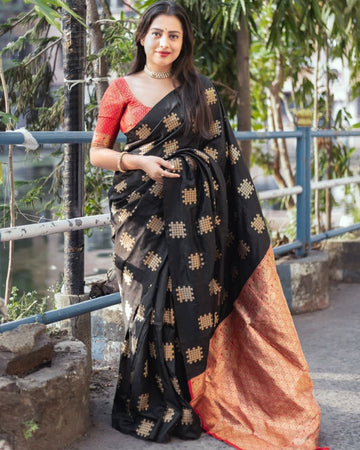 Elegant Black Jacquard Saree for Timeless Celebration Style