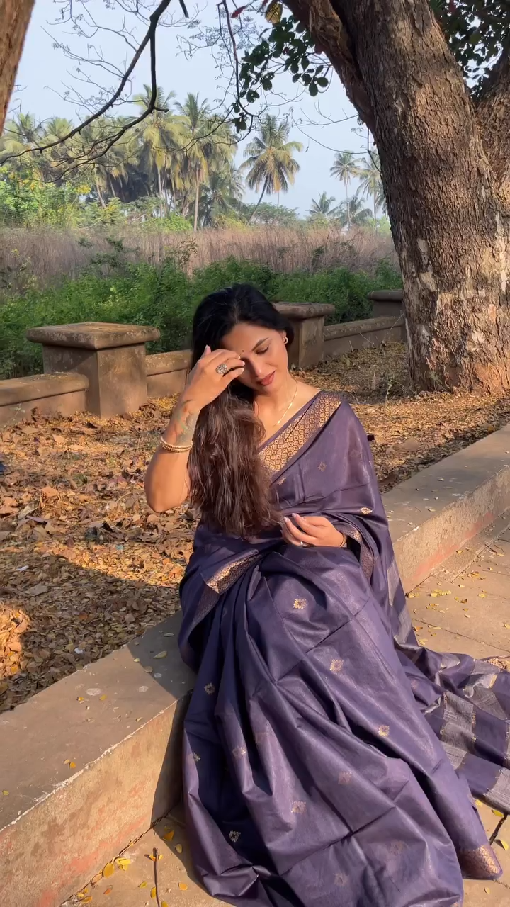 Elegant Purple Jacquard Saree