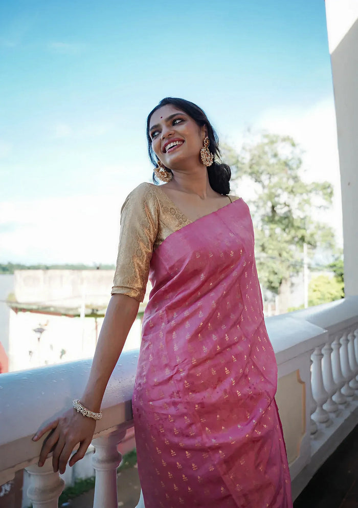 Charming Pink Jacquard Saree – Elegant Traditional Indian Wear for Women