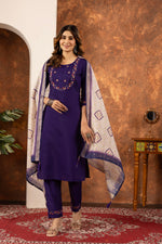 Women’s Purple Embroidered Kurta Set with Printed Dupatta