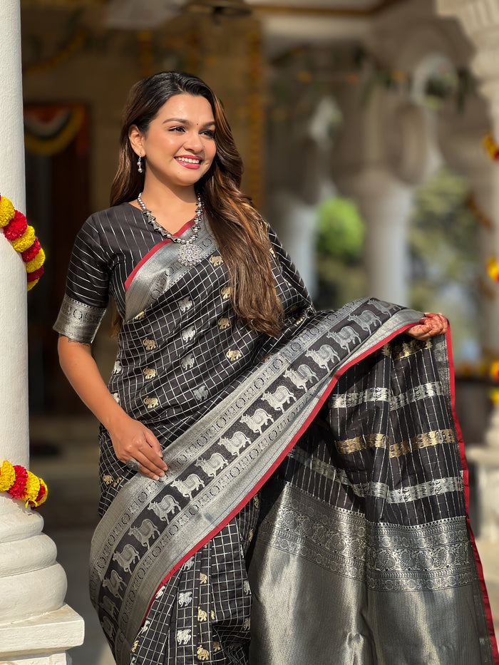 Black Jacquard Saree – Timeless Classic Saree with Elegant Woven Detailing