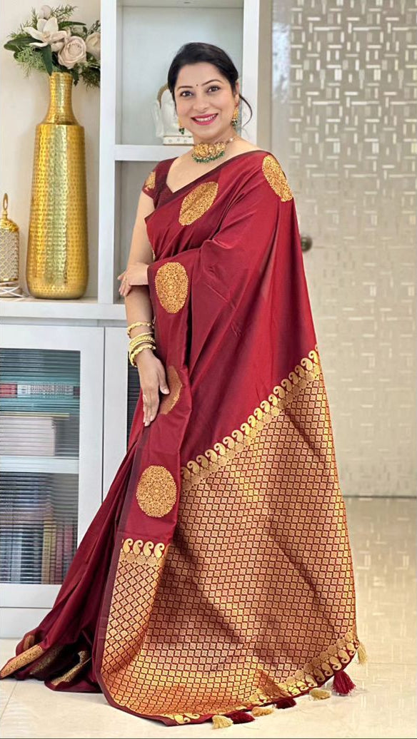 Luxury Red Jacquard Saree for Women – Rich Weave Festive & Wedding Wear