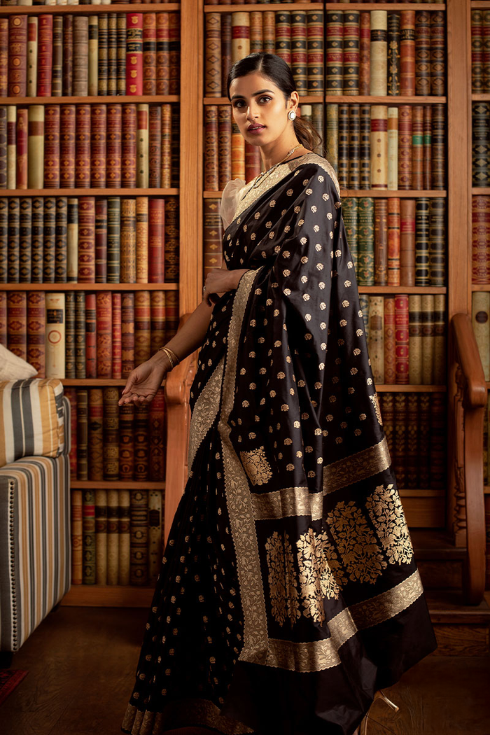 Black Jacquard Saree for Women – Premium Festive & Traditional Wear
