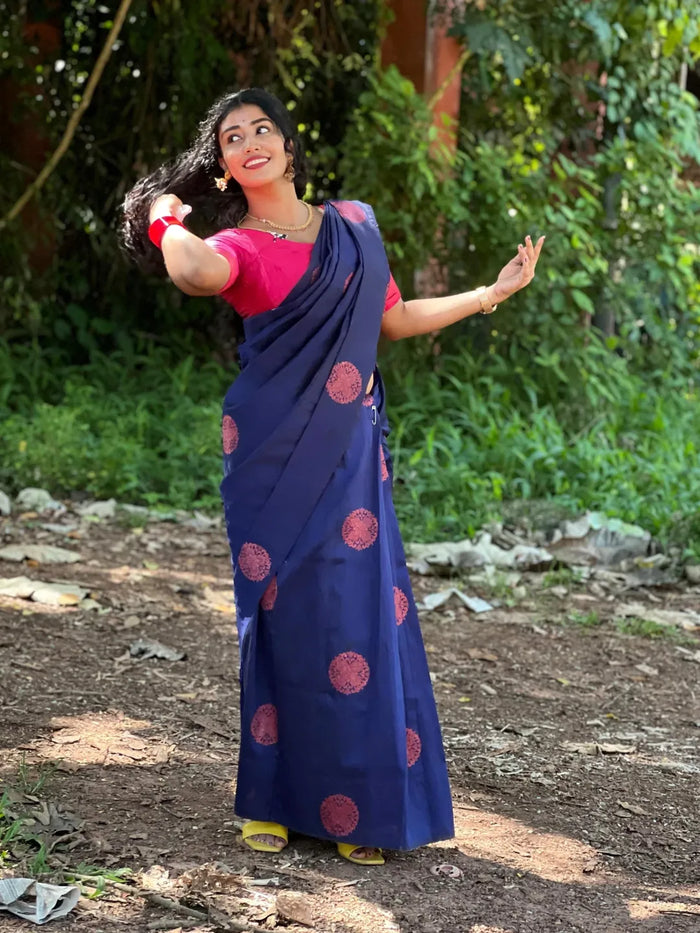 Dark Blue Jacquard Saree – Classic Elegance with Rich Woven Craftsmanship
