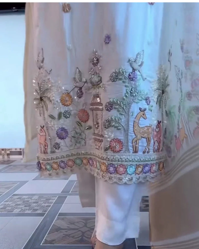 Elegant Off-White Premium Embroidered Kurta Set with Dupatta