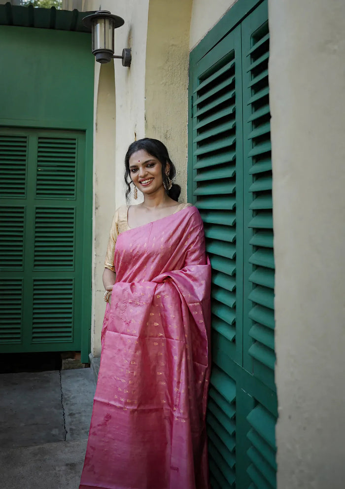Charming Pink Jacquard Saree – Elegant Traditional Indian Wear for Women