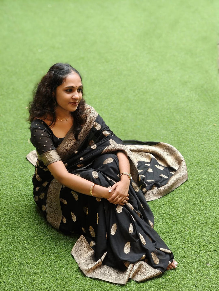 Midnight Black Jacquard Saree – Refined Woven Artistry for Elegant Occasions