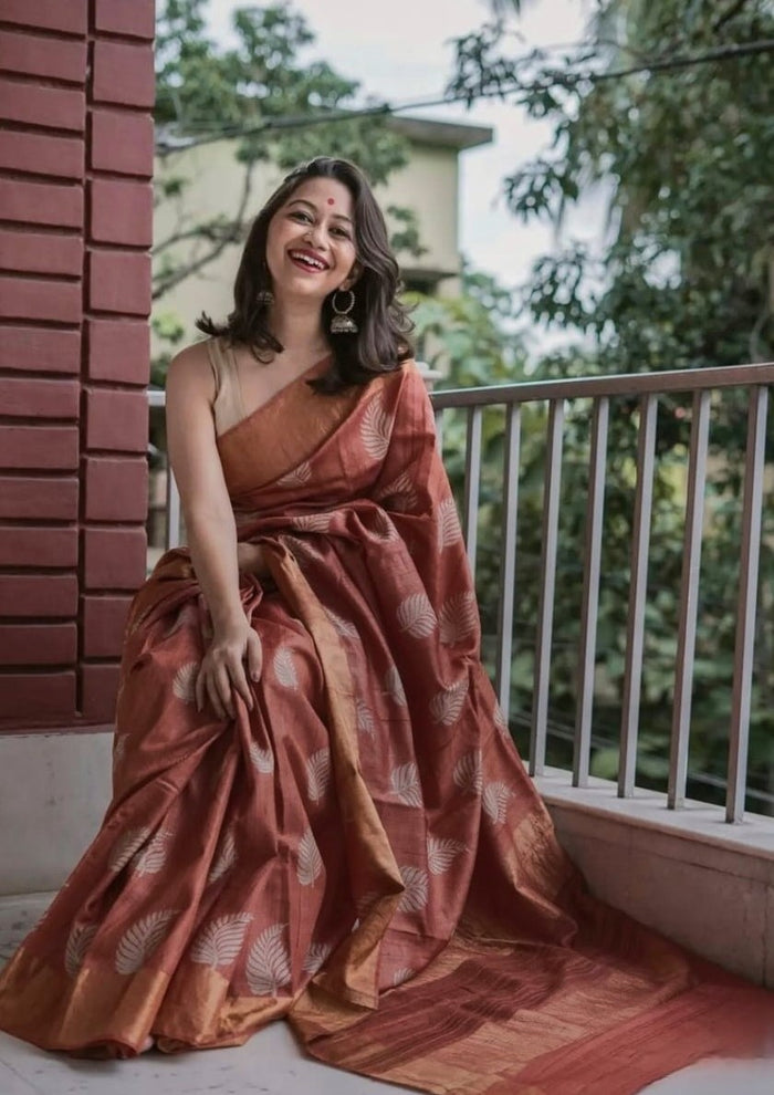 Radiant Orange Jacquard Saree – Premium Festive & Traditional Wear