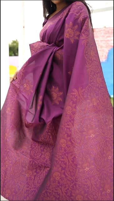Luxury Dark Purple Jacquard Saree – Rich Weave & Timeless Elegance