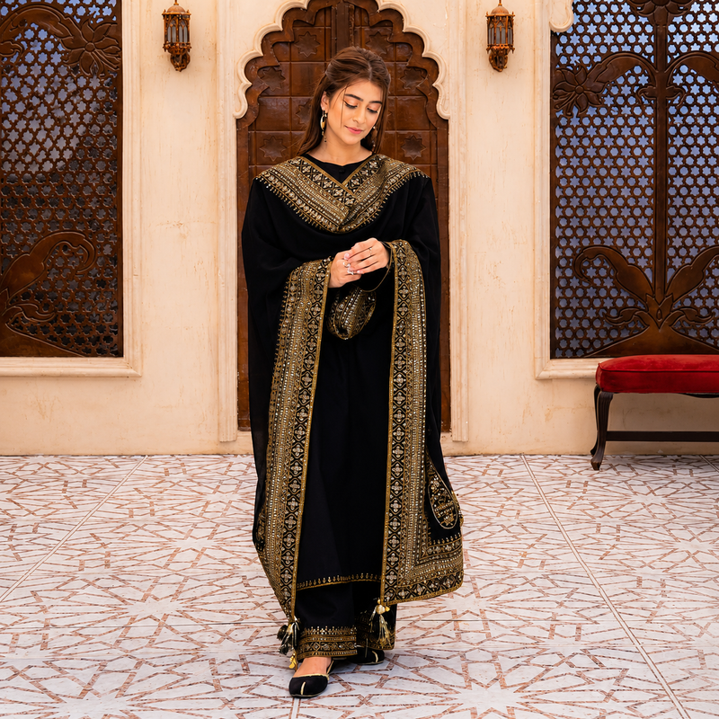 Luxury Black Embroidered Pakistani Suit Set