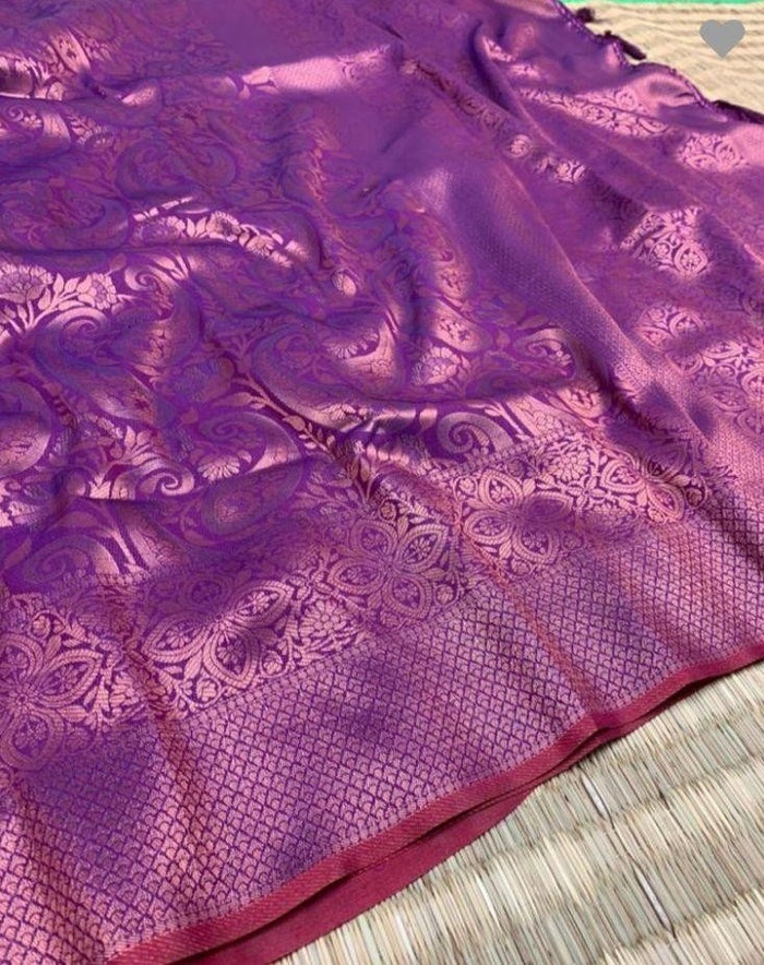 Royal Purple Jacquard Saree – Rich Woven Texture & Elegant Festive Wear