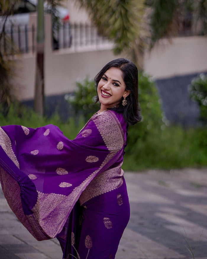 Elegant Dark Purple Jacquard Saree – Premium Festive & Traditional Wear for Women
