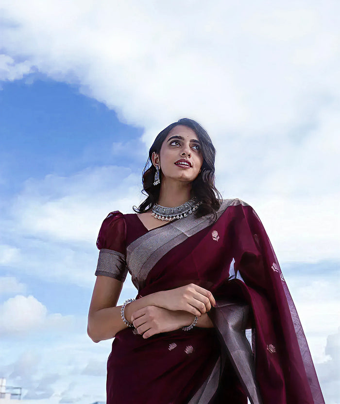 Royal Wine Jacquard Saree – Luxurious Woven Texture & Festive Elegance