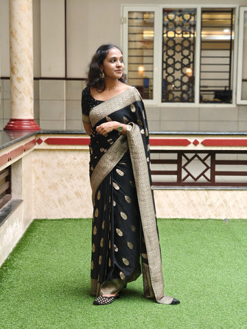 Midnight Black Jacquard Saree – Refined Woven Artistry for Elegant Occasions