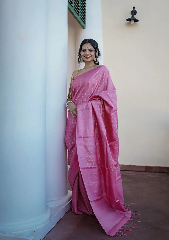 Charming Pink Jacquard Saree – Elegant Traditional Indian Wear for Women