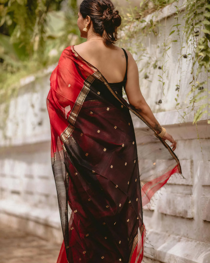 Red Jacquard Saree – Festive, Elegant & Premium Ethnic Wear