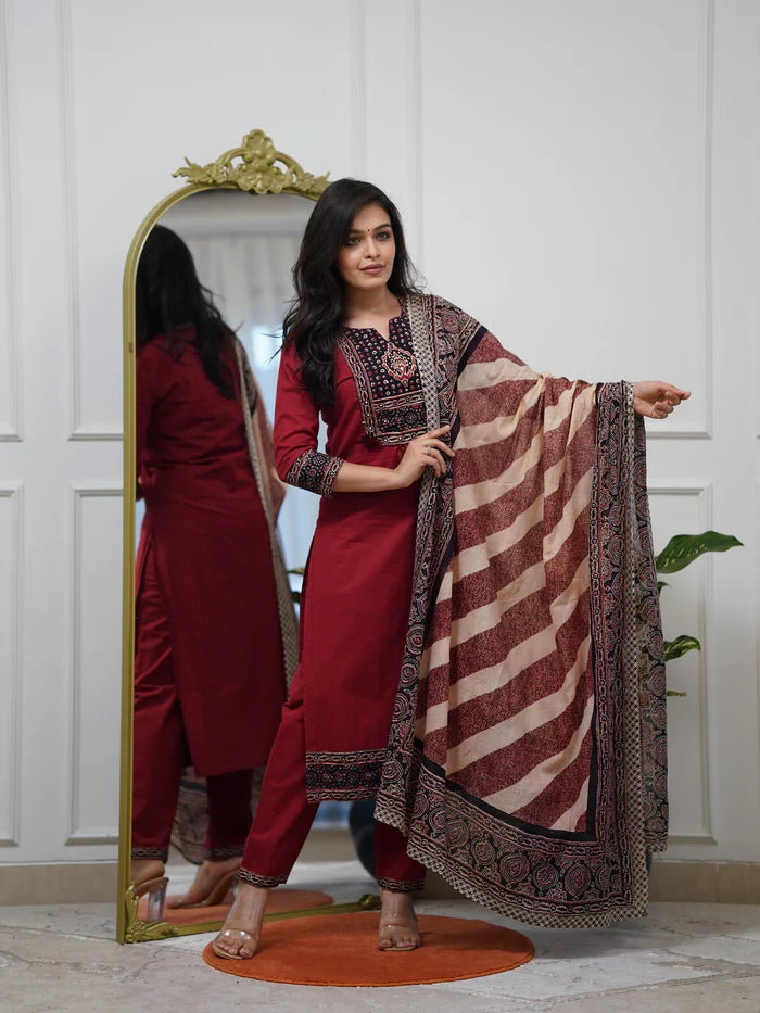 Elegant Red Printed Kurta Pant Set with Designer Dupatta