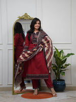 Elegant Red Printed Kurta Pant Set with Designer Dupatta