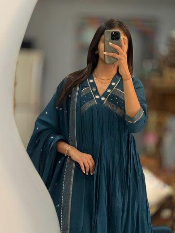 Lightweight Mul Cotton Traditional Suit Set with Mirror Craft