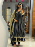 Soft Mul Cotton Suit with Elegant Embroidery Design