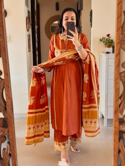 Artistic Mul Cotton Outfit Featuring Embroidery Craft