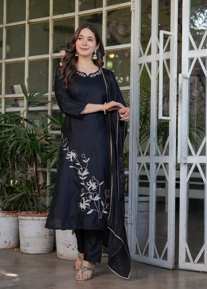 Elegant Black Embroidered Kurta Pant Set