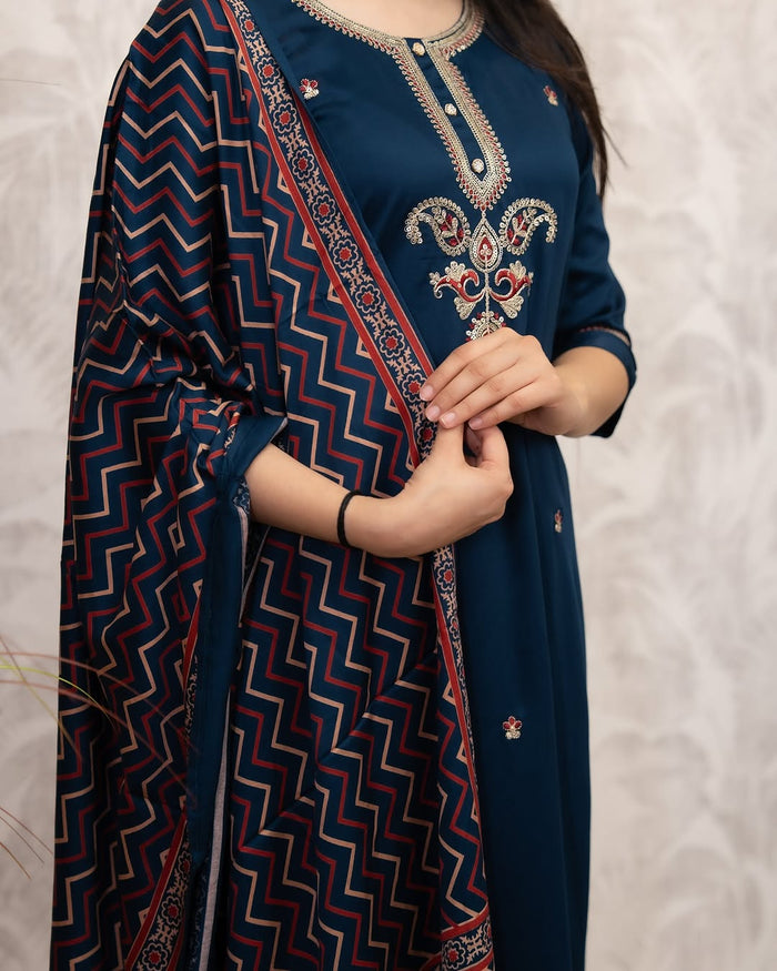 Elegant Navy Blue Embroidered Kurta Set