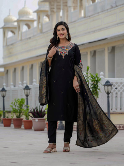 Elegant Black Premium Roman Silk Suit Set