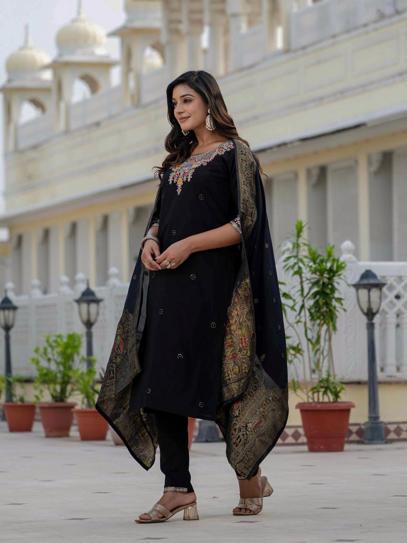 Elegant Black Premium Roman Silk Suit Set