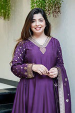 Premium Banarasi Anarkali Suit Set – Handwork Neckline & Zari Flare