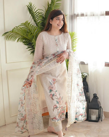 Women’s Lilan Floral Suit Set with Dupatta