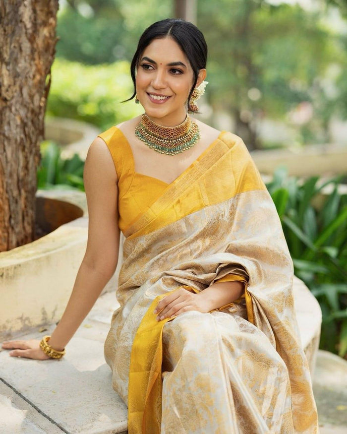 Admirable Yellow Soft Silk Saree With Angelic Blouse Piece