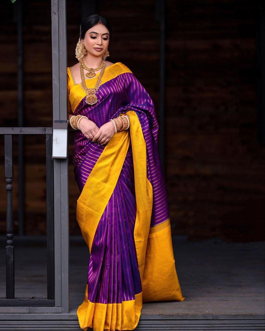 Banarasi Saree For Intimate Indian Weddings - Ibis Fab